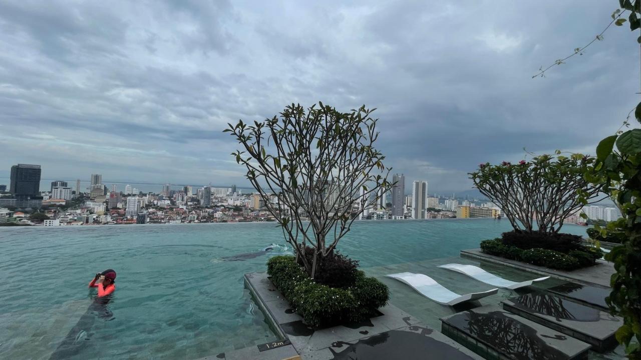 Beacon Executive Suite At Georgetown For 10Pax And 2 Bed Room Dış mekan fotoğraf