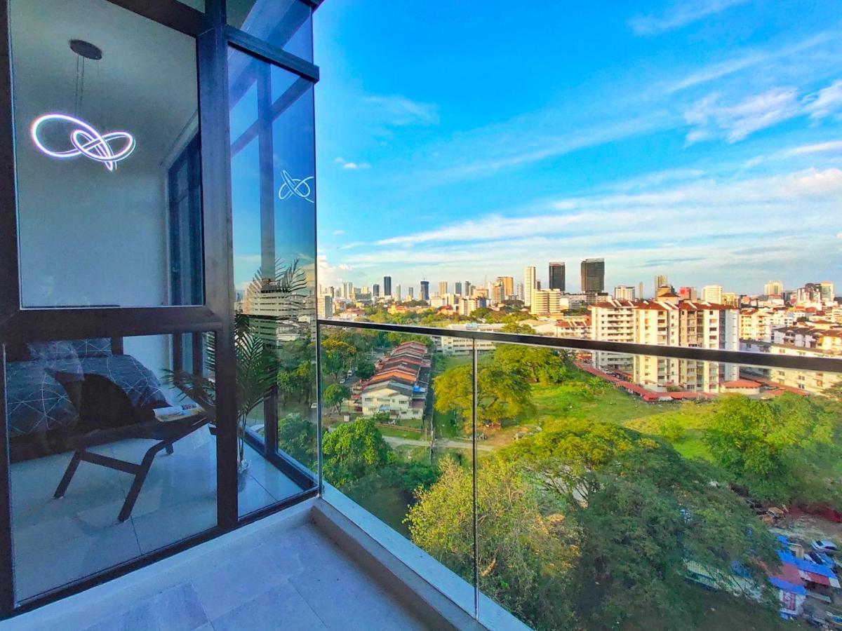 Beacon Executive Suite At Georgetown For 10Pax And 2 Bed Room Dış mekan fotoğraf