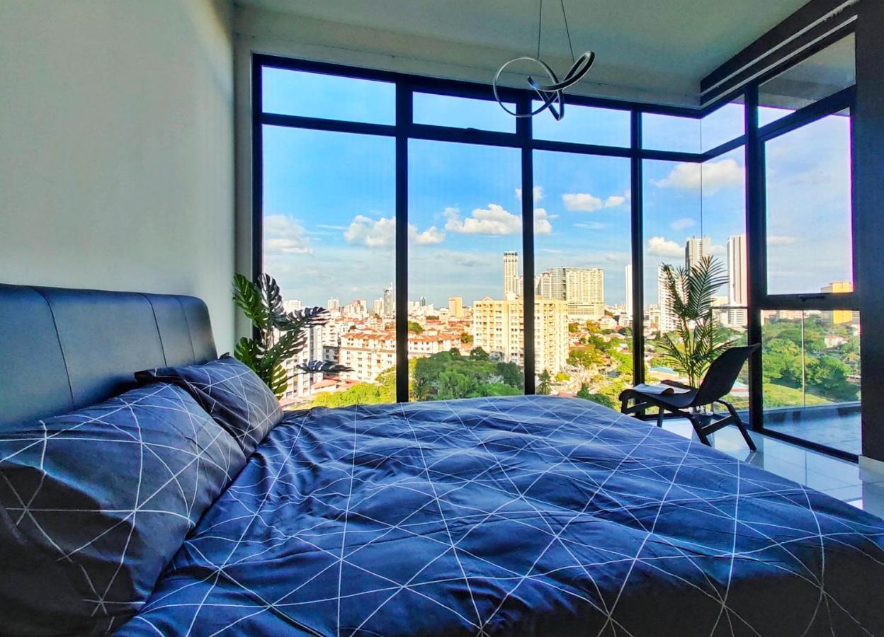 Beacon Executive Suite At Georgetown For 10Pax And 2 Bed Room Dış mekan fotoğraf