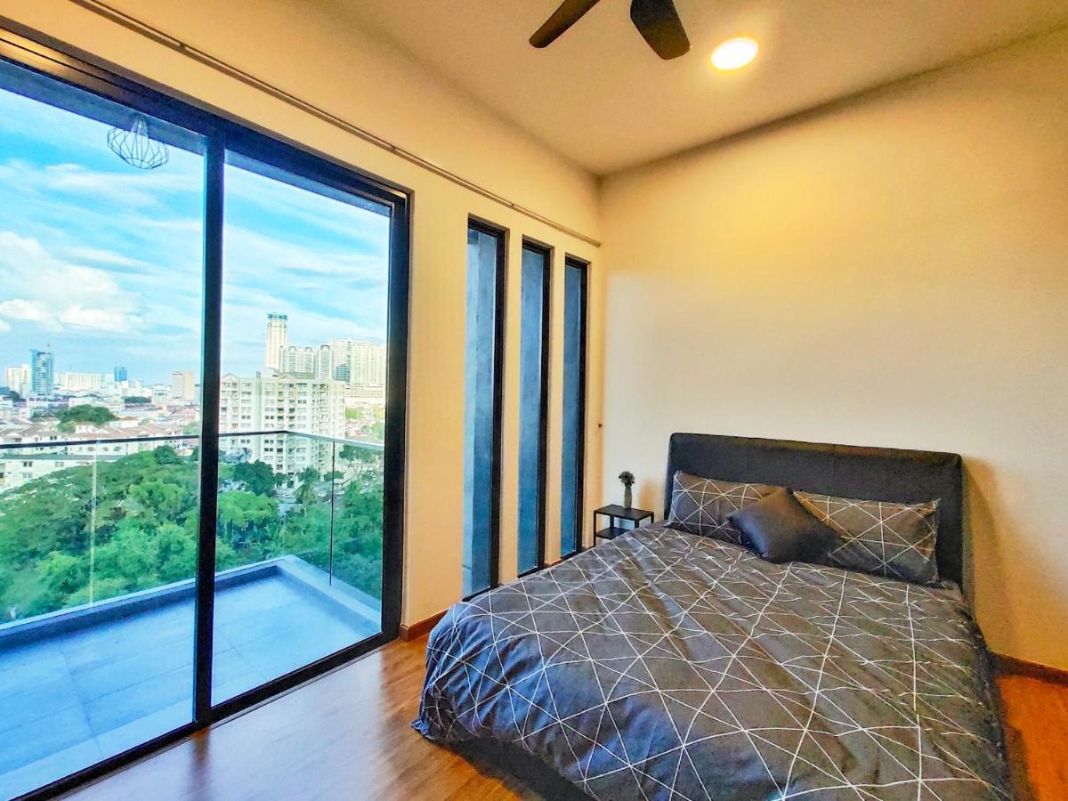 Beacon Executive Suite At Georgetown For 10Pax And 2 Bed Room Dış mekan fotoğraf