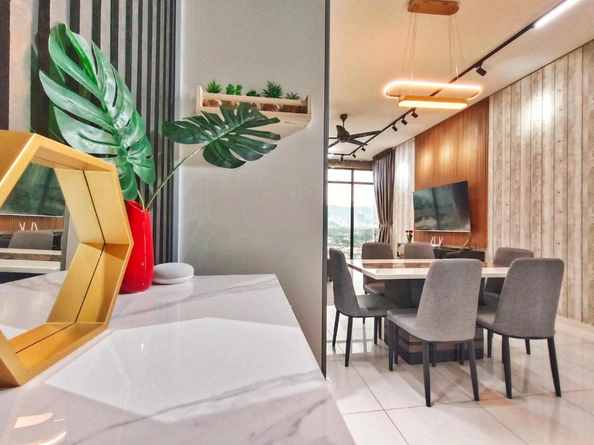 Beacon Executive Suite At Georgetown For 10Pax And 2 Bed Room Dış mekan fotoğraf