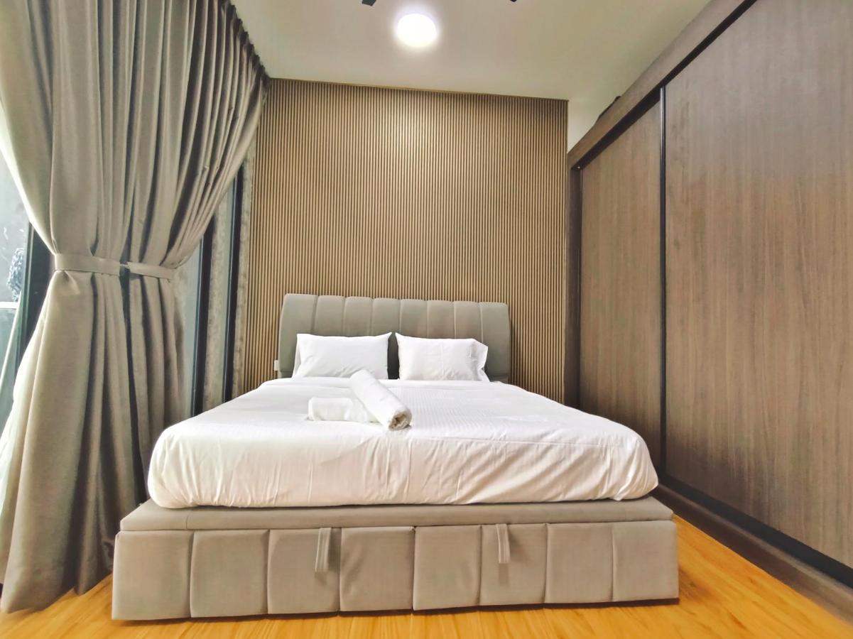 Beacon Executive Suite At Georgetown For 10Pax And 2 Bed Room Dış mekan fotoğraf