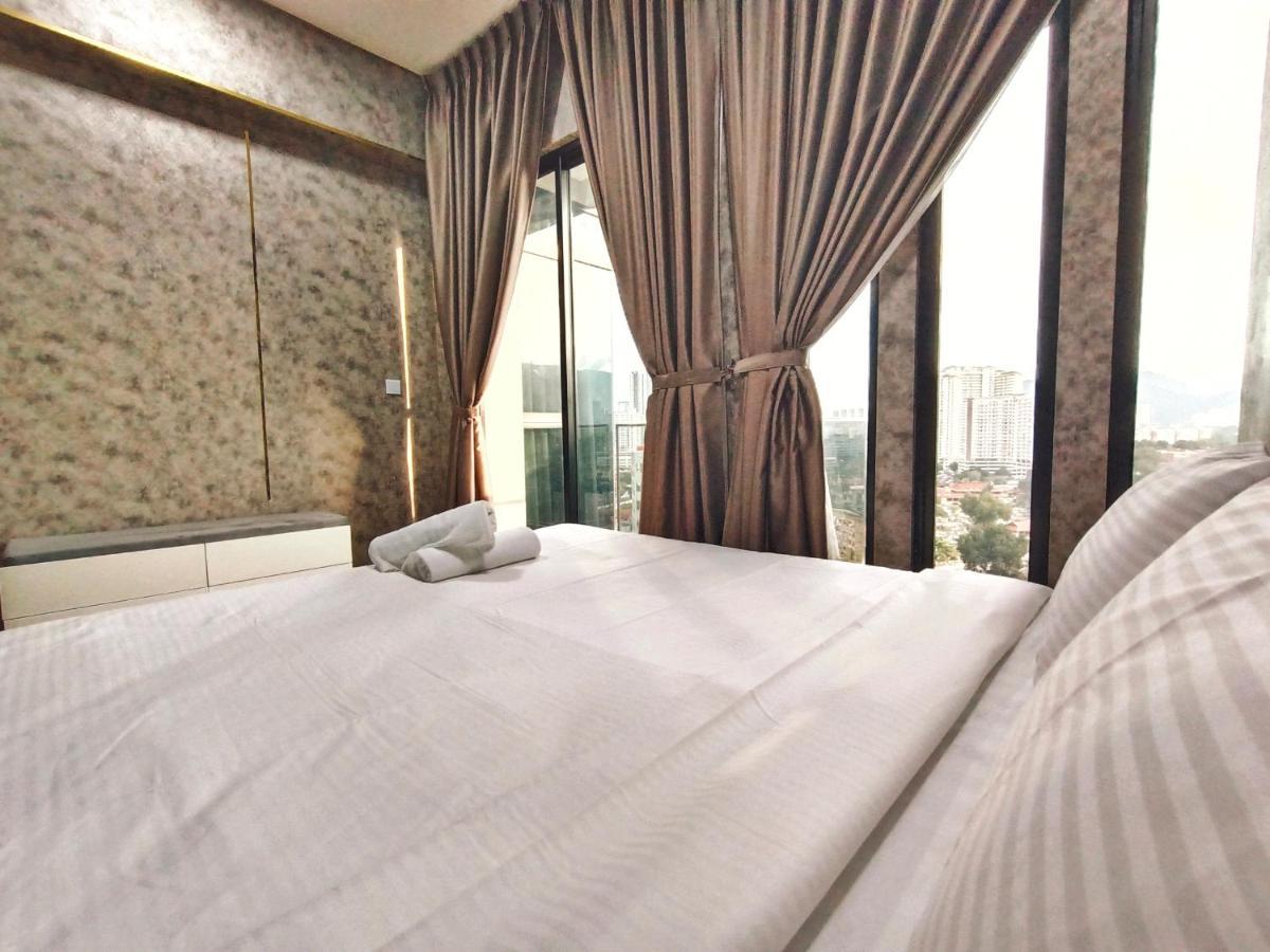 Beacon Executive Suite At Georgetown For 10Pax And 2 Bed Room Dış mekan fotoğraf