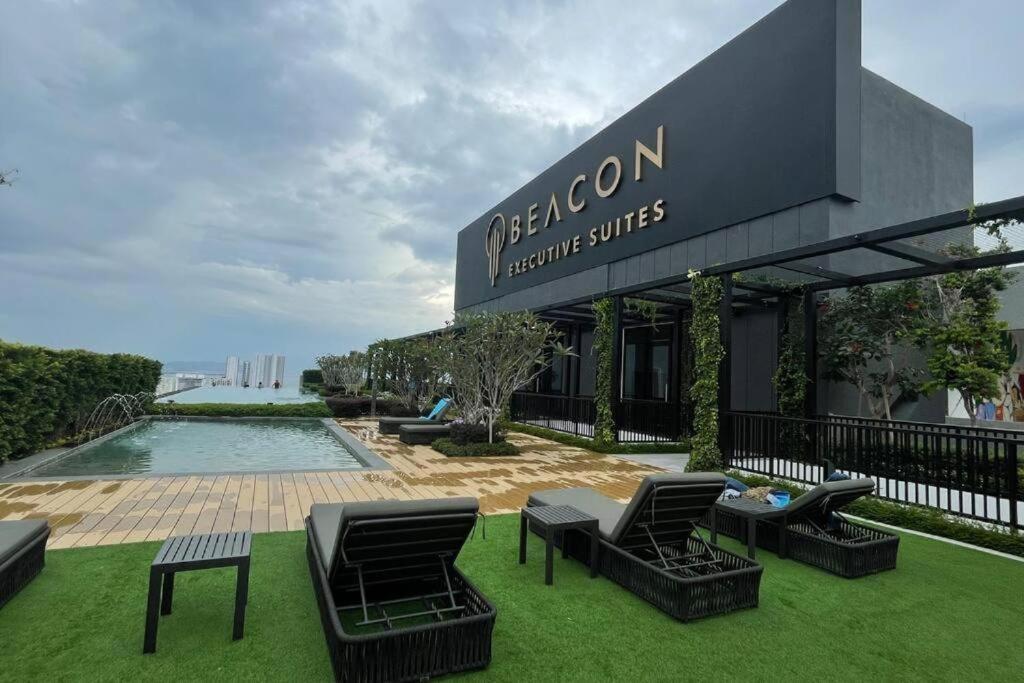 Beacon Executive Suite At Georgetown For 10Pax And 2 Bed Room Dış mekan fotoğraf